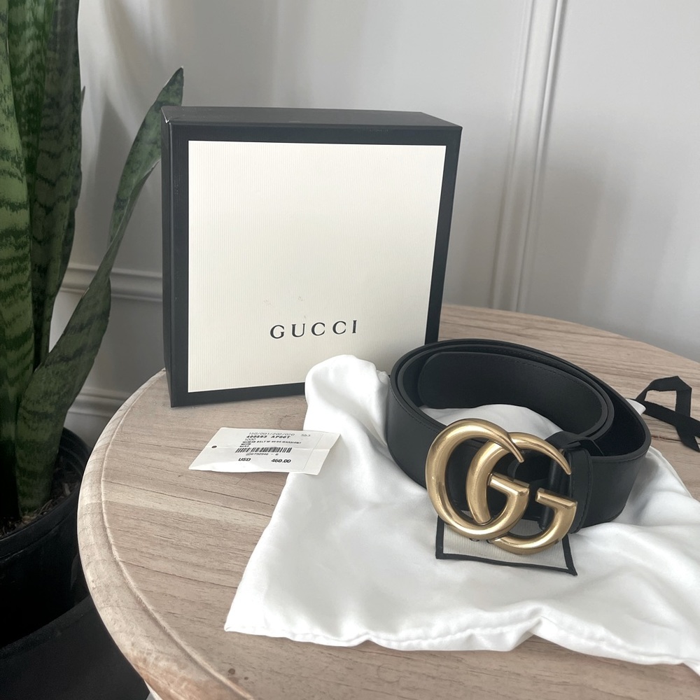 Gucci leather belt with double G buckle